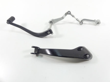 2022 Harley Softail FXBBS Street Bob Shift Lever + Footpeg Mount Set 33600234 {{ shop.shopifyCountryName }} - Mototech271