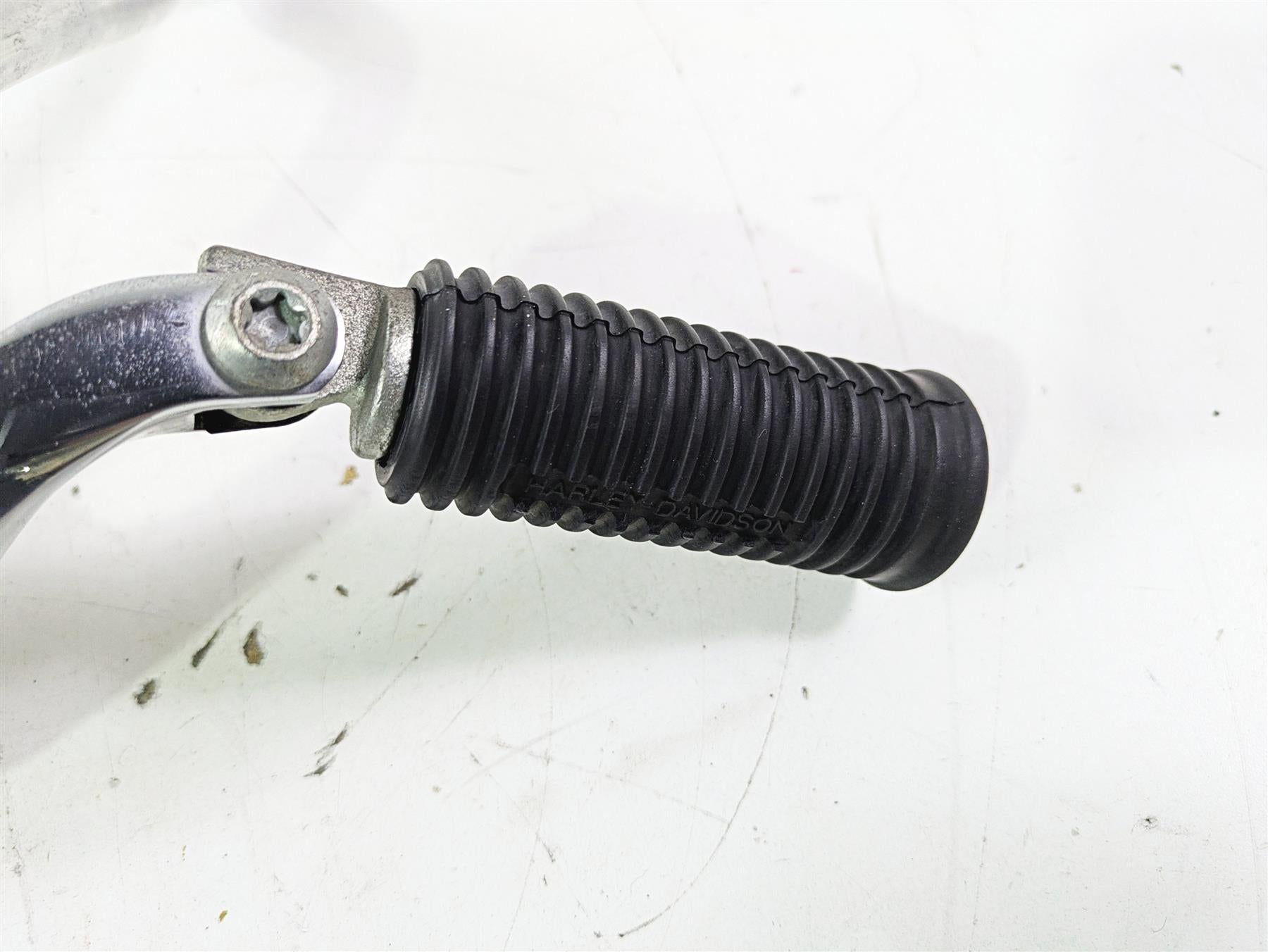 2015 Harley FXDL Dyna Low Rider Right Rider Footpeg Brake Pedal 50666-07 {{ shop.shopifyCountryName }} - Mototech271