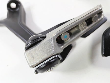 2024 Kawasaki EX500 Ninja 40th An. Rear Passenger Foot Peg 35063-1408 35063-1409 {{ shop.shopifyCountryName }} - Mototech271