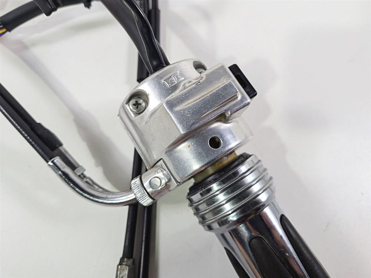 2003 Honda V-Twin VTX1800 C Right Control Switch & Throttle 35013-MCH-020 {{ shop.shopifyCountryName }} - Mototech271