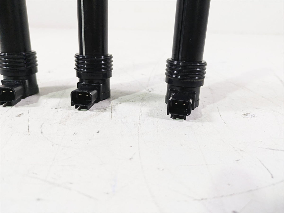 2020 Triumph Daytona 765 Moto2 Ignition Coil Set T1291504 {{ shop.shopifyCountryName }} - Mototech271