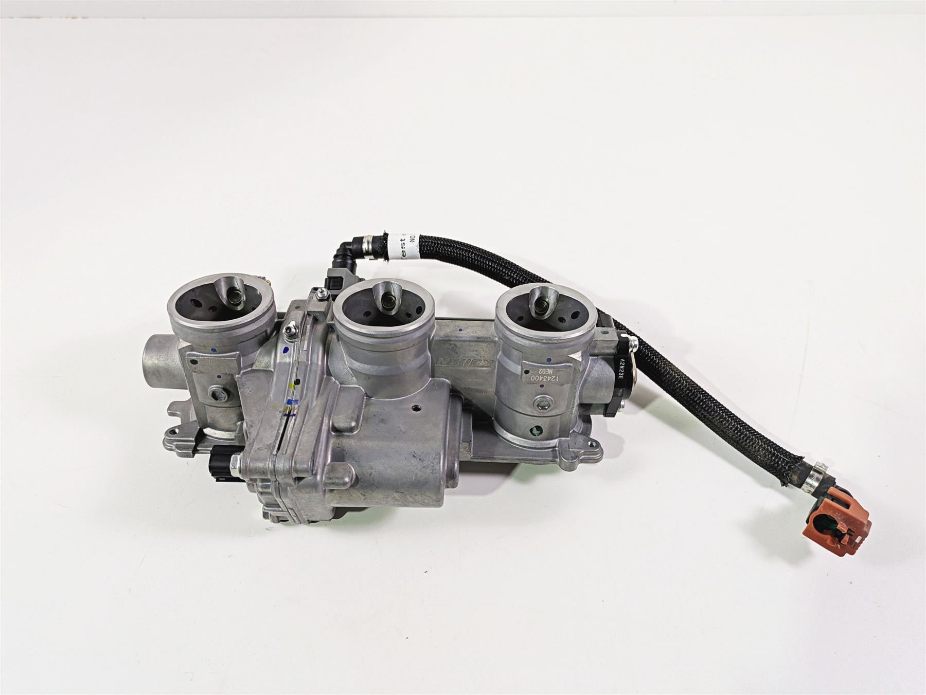 2024 Triumph Tiger 900 GT Keihin Throttle Body Fuel Injection Set T1243400 {{ shop.shopifyCountryName }} - Mototech271