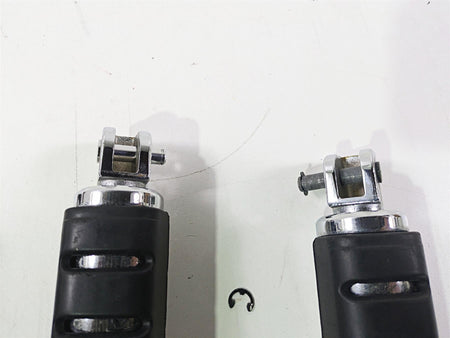 2008 Suzuki M109R VZR1800 Kuryakyn Small Iso Foot Peg Footpeg Footrest Set {{ shop.shopifyCountryName }} - Mototech271