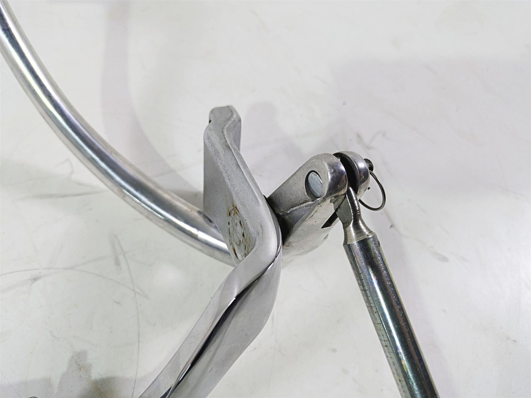 2016 Harley FXDL Dyna Low Rider Right Rider Footpeg & Brake Pedal 50666-07 {{ shop.shopifyCountryName }} - Mototech271