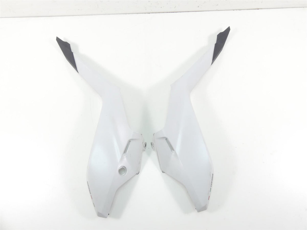 2017 Ducati 939 S Supersport Tail Side Cover Fairing Set 48236771A 48236781A {{ shop.shopifyCountryName }} - Mototech271