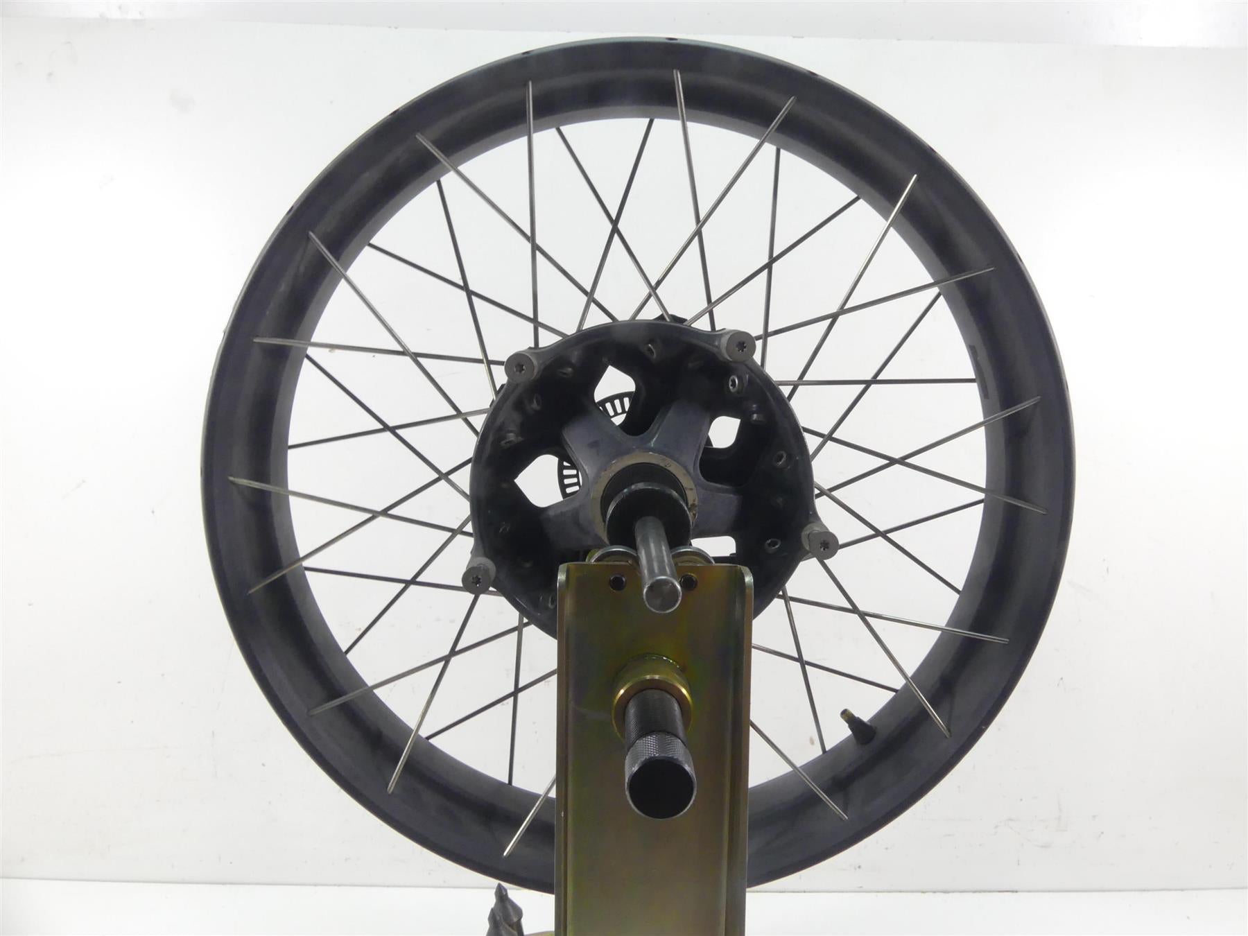 2019 BMW R1250GS K50 19x3.0 Spoke Front Wheel Rim - Read 36318528530 36318528531 {{ shop.shopifyCountryName }} - Mototech271
