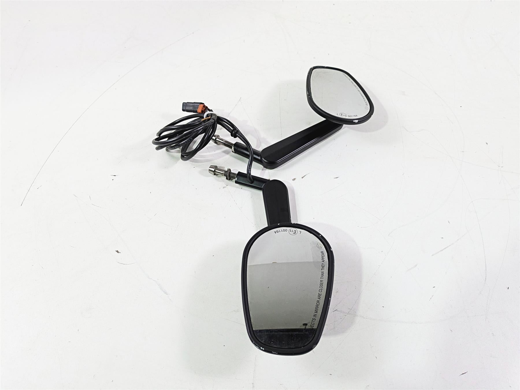 2010 Harley VRSCF Muscle Rod Front Blinker Mirror Set Tinted 69395-09A 69396-09A {{ shop.shopifyCountryName }} - Mototech271
