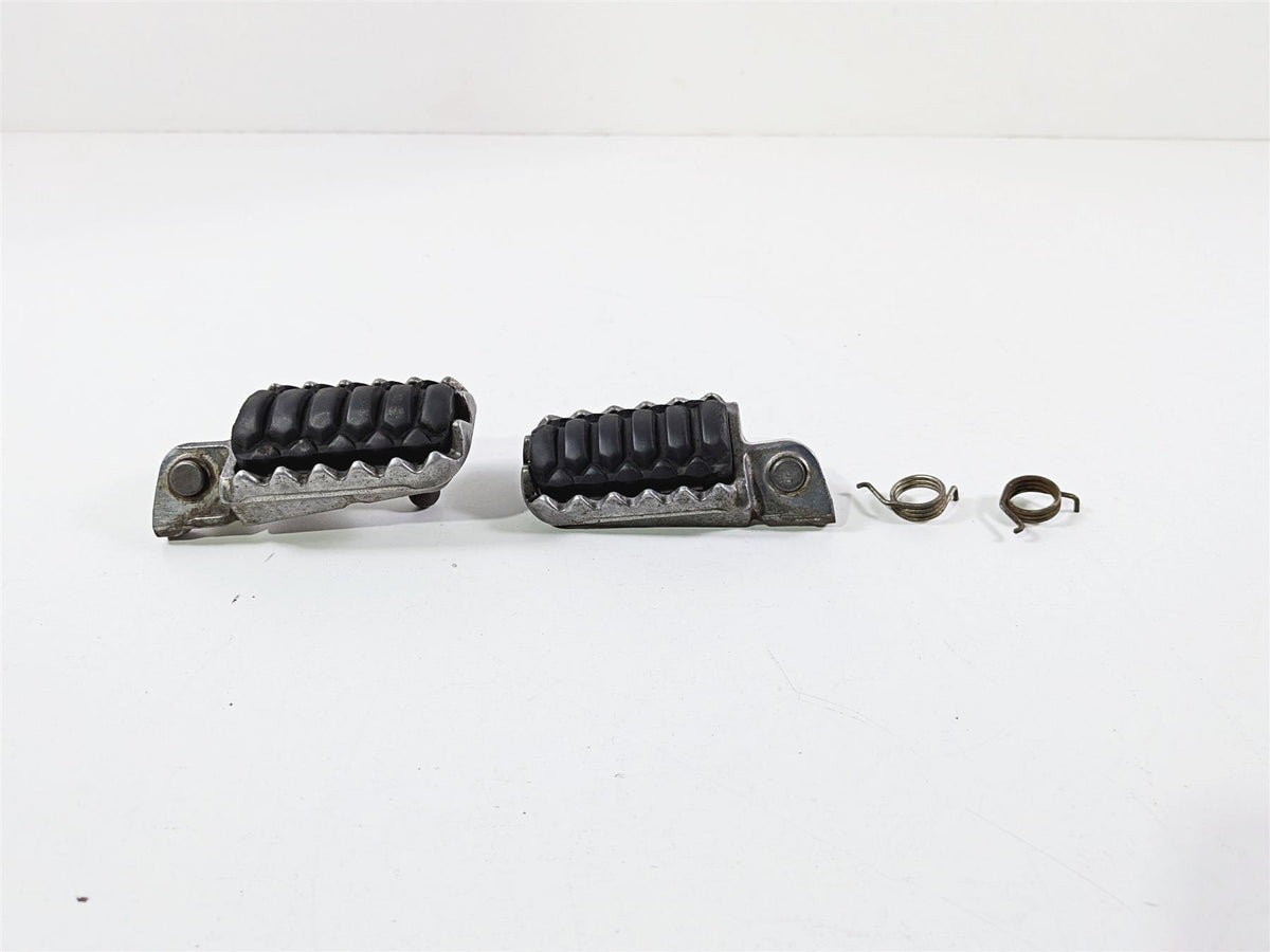 2012 Yamaha XT1200 Super Tenere Front Footpeg Foot Peg Set 23P-27451-00-00 {{ shop.shopifyCountryName }} - Mototech271