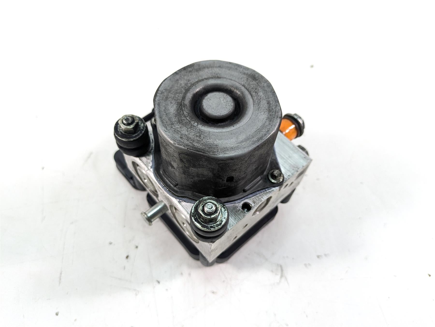 2014 Harley Touring FLHTK Electra Glide Abs Brake Pump Unit Module 41100013A-Mototech271
