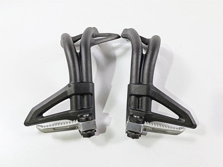 2019 Triumph Speed Triple RS 1050 Rear Passenger Footpeg Set T2081783 T2081784 {{ shop.shopifyCountryName }} - Mototech271