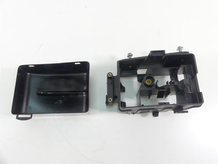 2017 Harley Dyna FXDB Street Bob Electrical Carrier Tray & Cover 70367-12 {{ shop.shopifyCountryName }} - Mototech271
