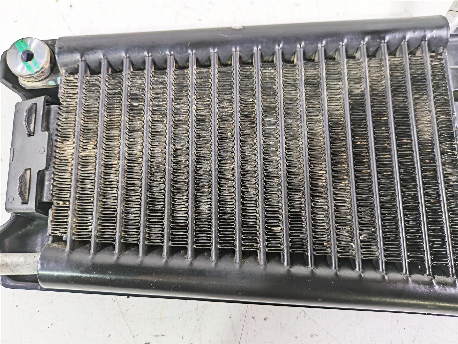 2021 Harley Softail FLSL Slim Oil Cooler Radiator & Cover Set 62700191 {{ shop.shopifyCountryName }} - Mototech271