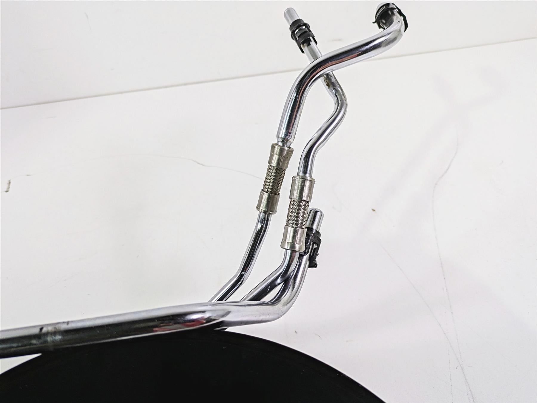 2008 Harley FLSTSB Cross Bones Oil Tank Reservoir & Lines - No Leaks 62492-00B {{ shop.shopifyCountryName }} - Mototech271