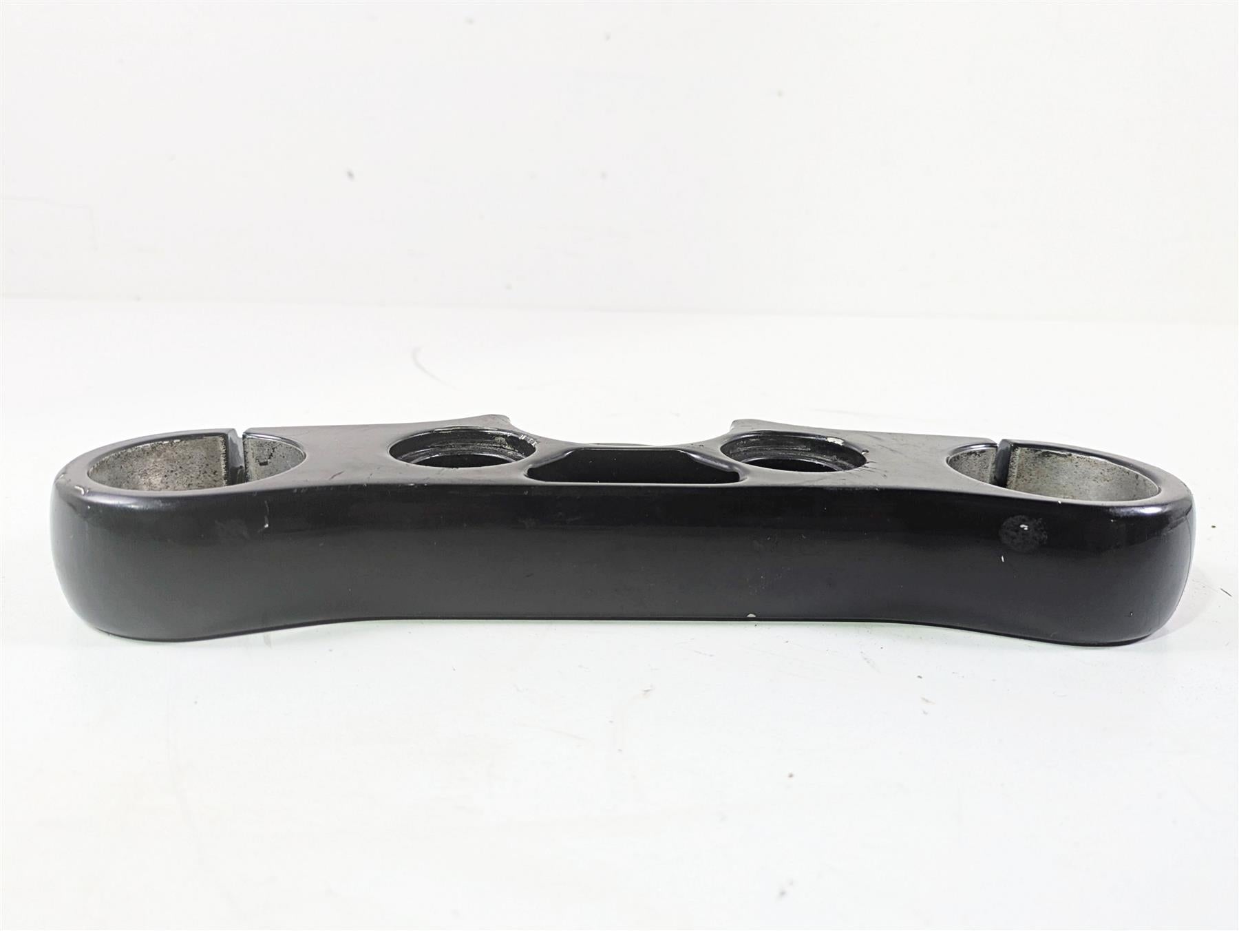 2010 Harley Dyna FXDB Street Bob Upper Triple Tree Steering Clamp 46857-08 {{ shop.shopifyCountryName }} - Mototech271