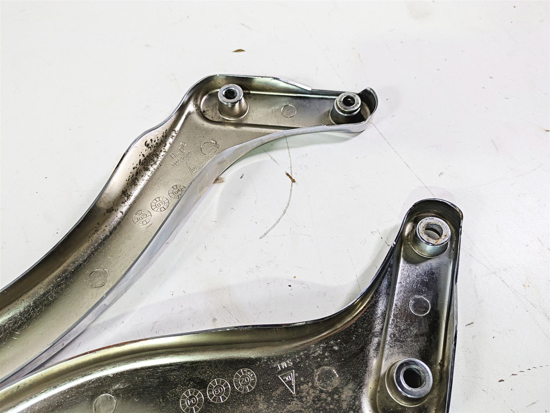 2003 Harley Softail FXSTDI Deuce 100th Rear Chrome Braces Struts Covers 60028-00 {{ shop.shopifyCountryName }} - Mototech271