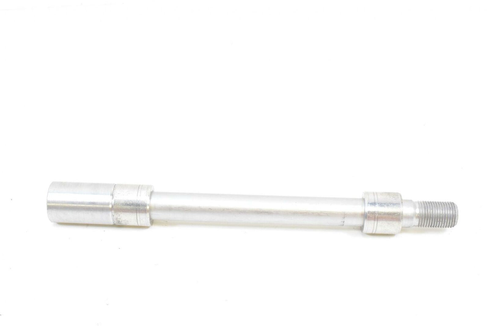 2017 Honda CBR500 R CBR500R Front 17mm Wheel Spindle Axle 44301-MGZ-J00 {{ shop.shopifyCountryName }} - Mototech271