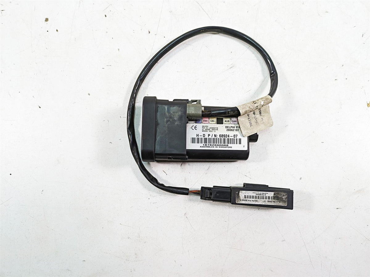 2009 Harley Touring FLHTCU Electra Glide Tssm Turn Signal Security Mod 68924-07 {{ shop.shopifyCountryName }} - Mototech271