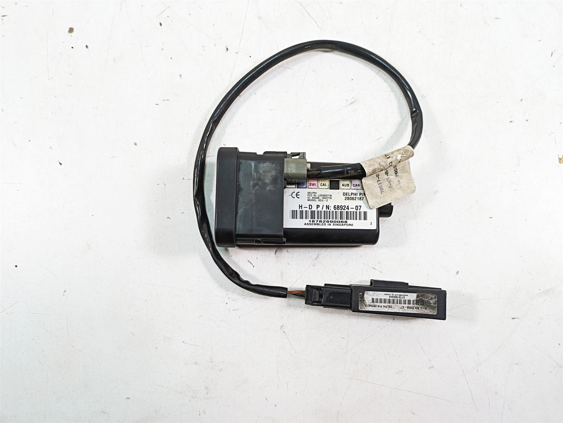 2009 Harley Touring FLHTCU Electra Glide Tssm Turn Signal Security Mod 68924-07 {{ shop.shopifyCountryName }} - Mototech271