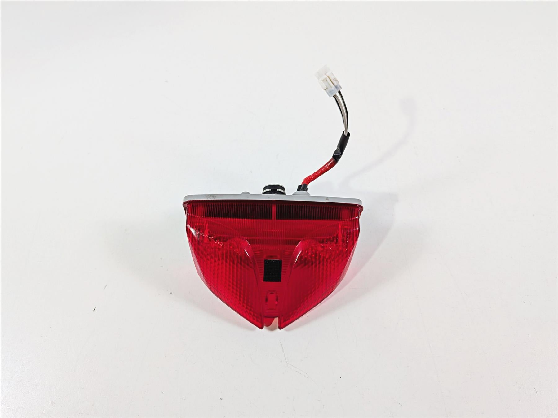 2024 Suzuki GSXR 600 Rear Taillight Tail Brake Light 35710-14JA1 35710-14JC0 {{ shop.shopifyCountryName }} - Mototech271