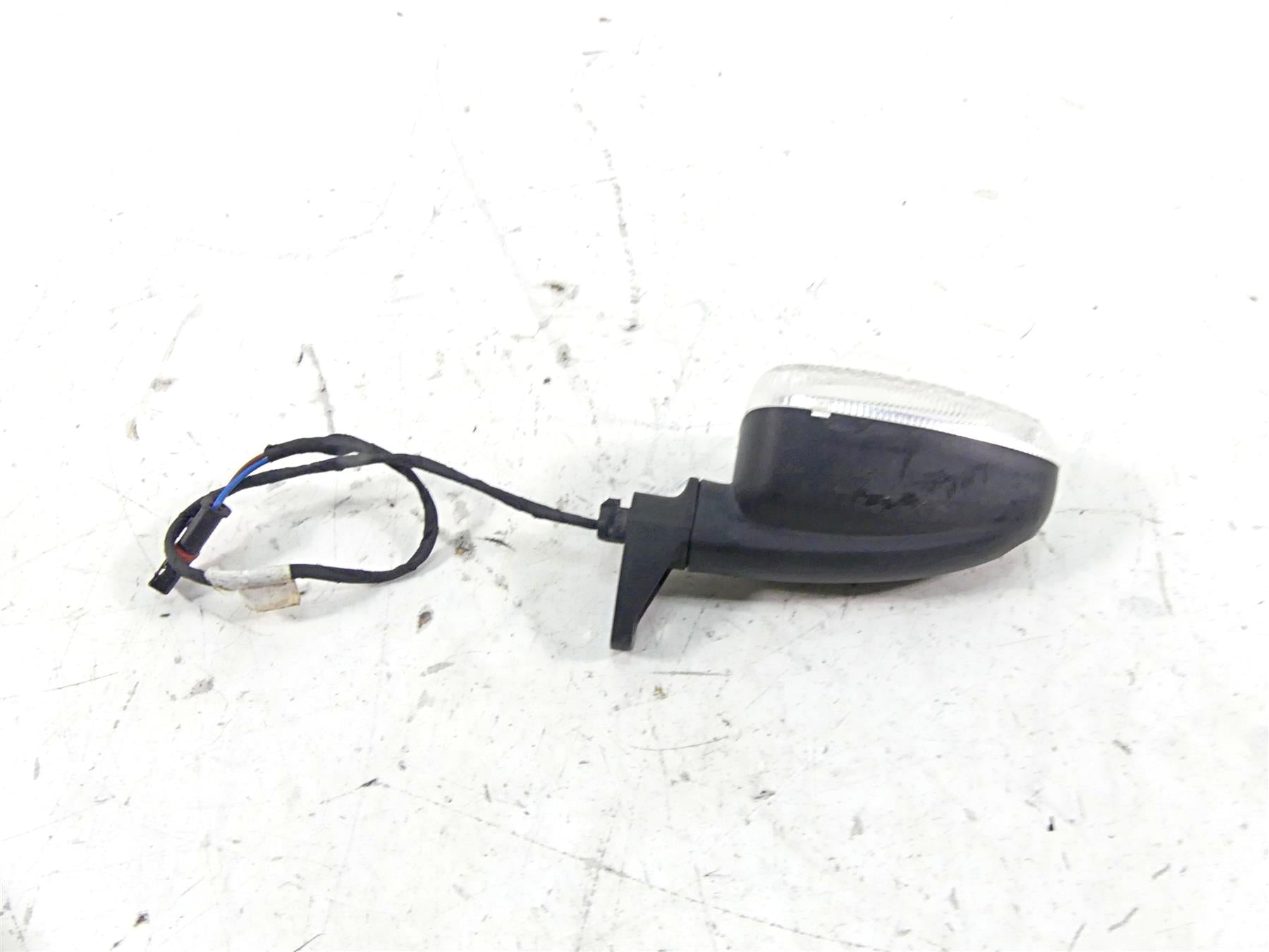 2009 BMW R1200 GS K25 Rear Right Blinker Turn Signal 63137667771 {{ shop.shopifyCountryName }} - Mototech271