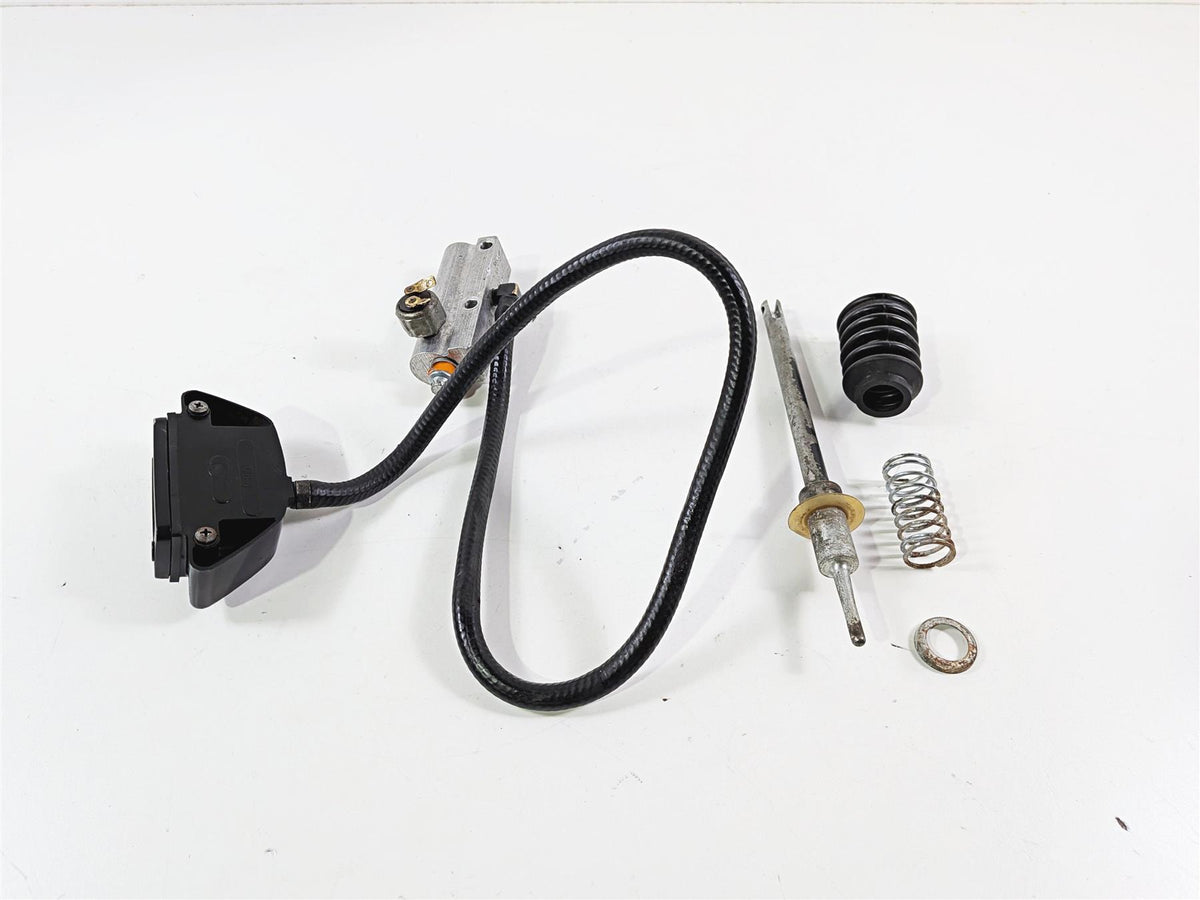 1990 Harley Touring FLHTC Electra Glide Rear Brake Master Cylinder 41755-86 {{ shop.shopifyCountryName }} - Mototech271