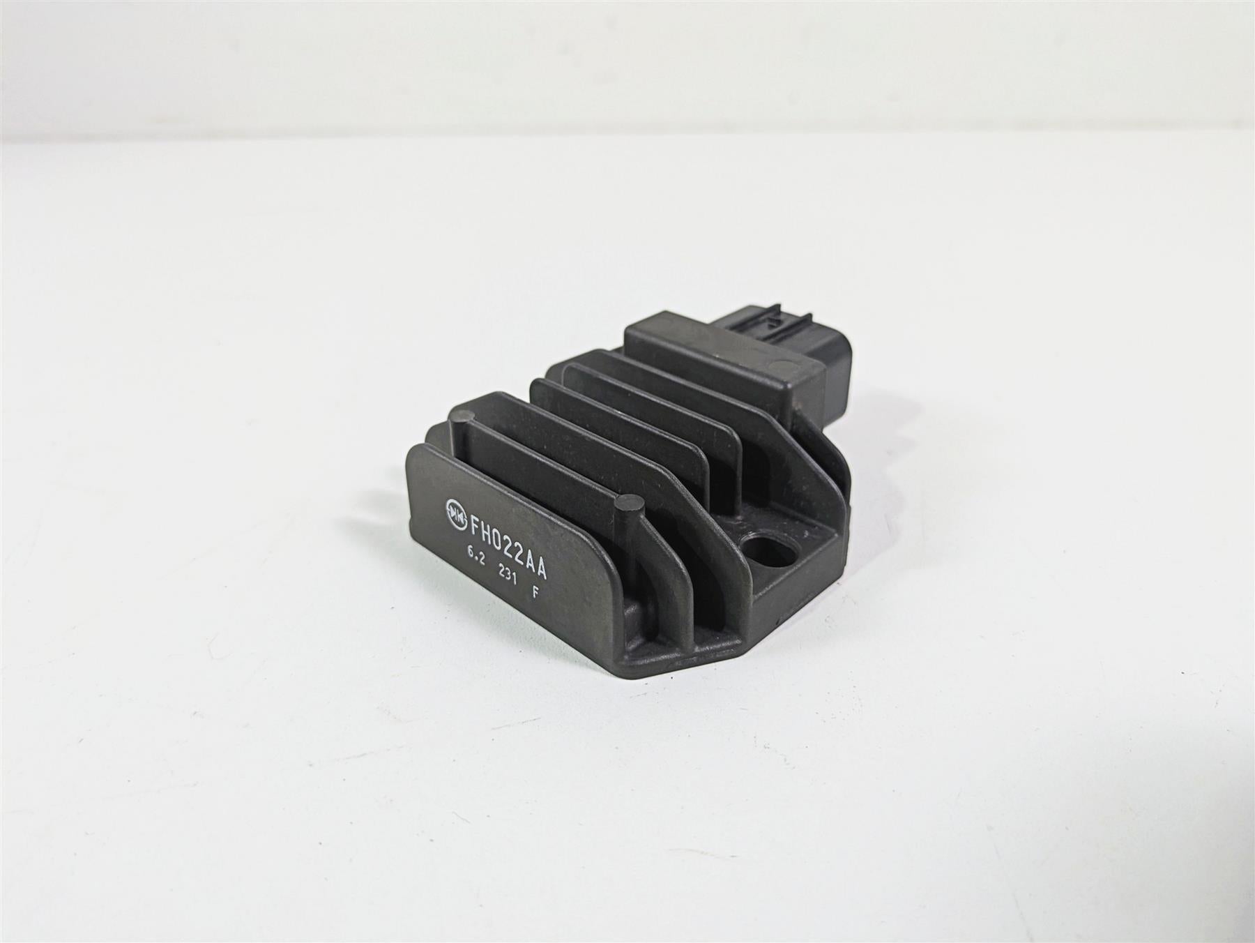 2017 KTM 1290 Super Duke GT Rectifier Voltage Regulator FH022AA 60311034000 {{ shop.shopifyCountryName }} - Mototech271