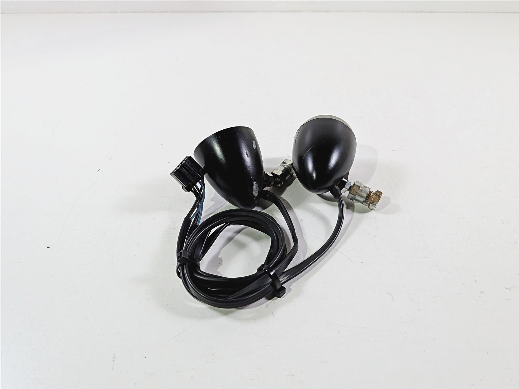 2011 Harley VRSCDX Night Rod Front Blinker Turn Signal Set 69587-07 {{ shop.shopifyCountryName }} - Mototech271