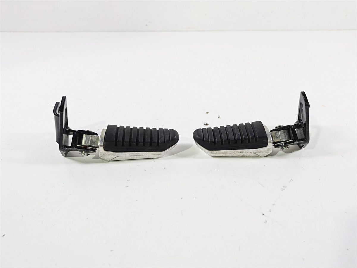 2019 Suzuki M109R VZR1800 Boulevard Rear Passenger Footpeg Set 43600-48G00 {{ shop.shopifyCountryName }} - Mototech271