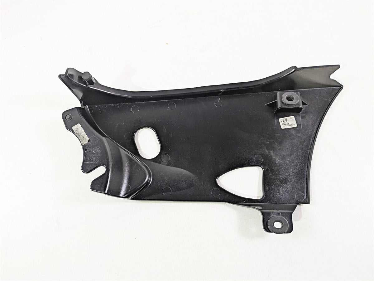 2017 Indian Chieftain Limited Right Lower Side Cover Fairing - Black 5450418 {{ shop.shopifyCountryName }} - Mototech271
