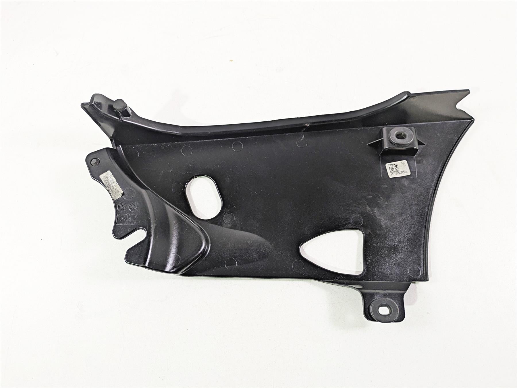 2017 Indian Chieftain Limited Right Lower Side Cover Fairing - Black 5450418 {{ shop.shopifyCountryName }} - Mototech271