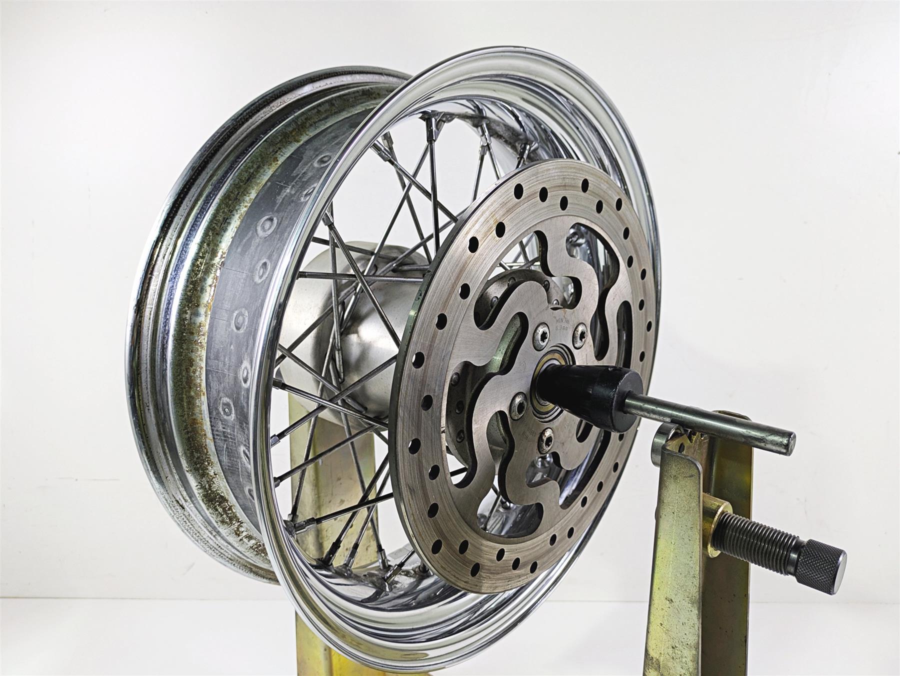 2016 Harley Touring FLHR Road King 16x5 Rear Wheel Spoke Rim - Read 41052-09 {{ shop.shopifyCountryName }} - Mototech271