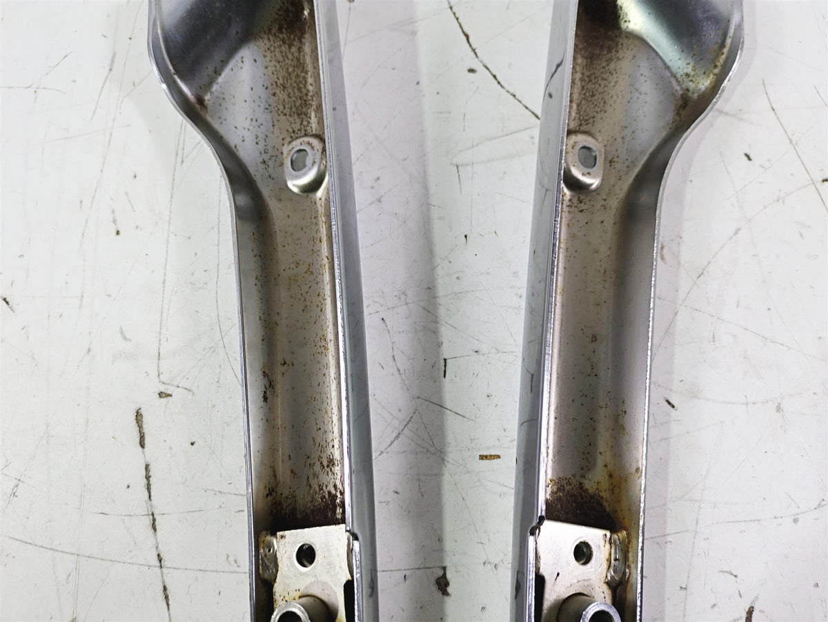 2002 Honda GL1500 CD Valkyrie Deluxe Rear Fender Struts Braces Set 77330-MZ0-A40 {{ shop.shopifyCountryName }} - Mototech271