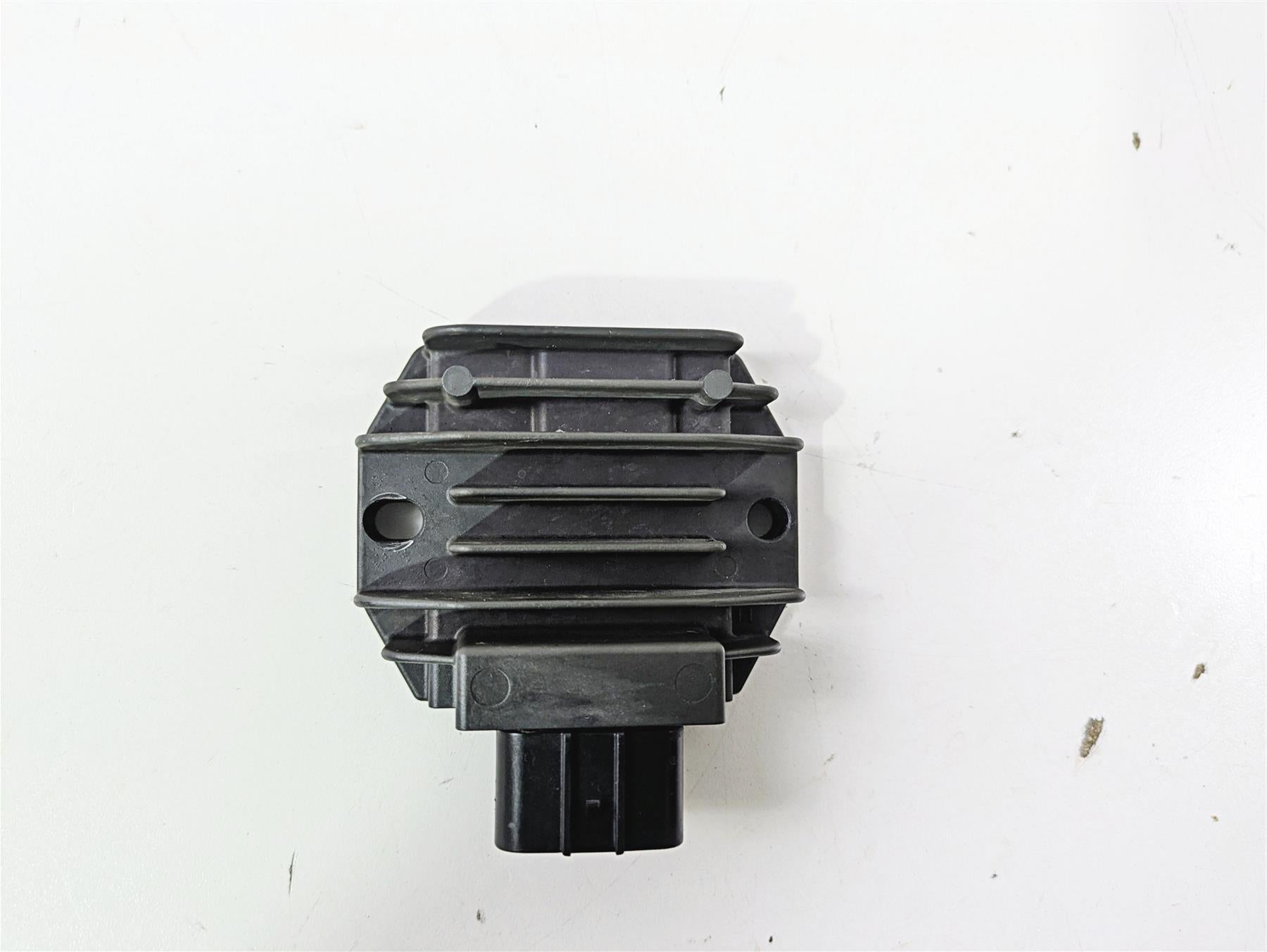 2018 KTM 1290 Super Adv S Rectifier Voltage Regulator 60311034000 FH022AA {{ shop.shopifyCountryName }} - Mototech271