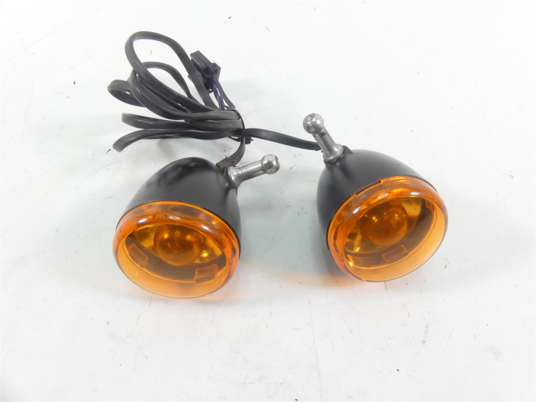 2007 Harley Sportster XL1200 Nightster Front Turn Signal Blinker Set 68972-00 {{ shop.shopifyCountryName }} - Mototech271