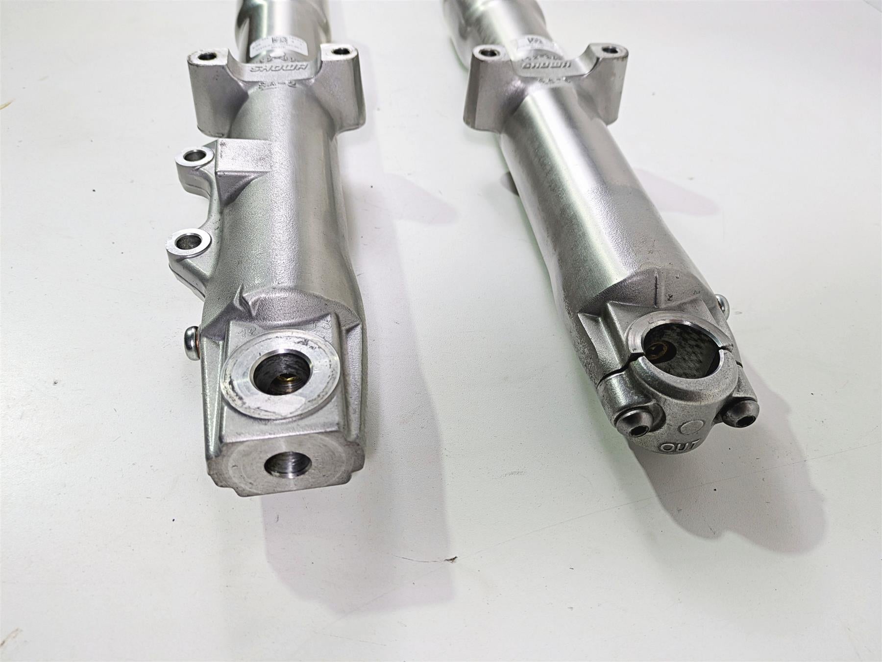 2014 Harley FLS Softail Slim Showa Front Fork Leg Set 45915-08A 45916-07A {{ shop.shopifyCountryName }} - Mototech271