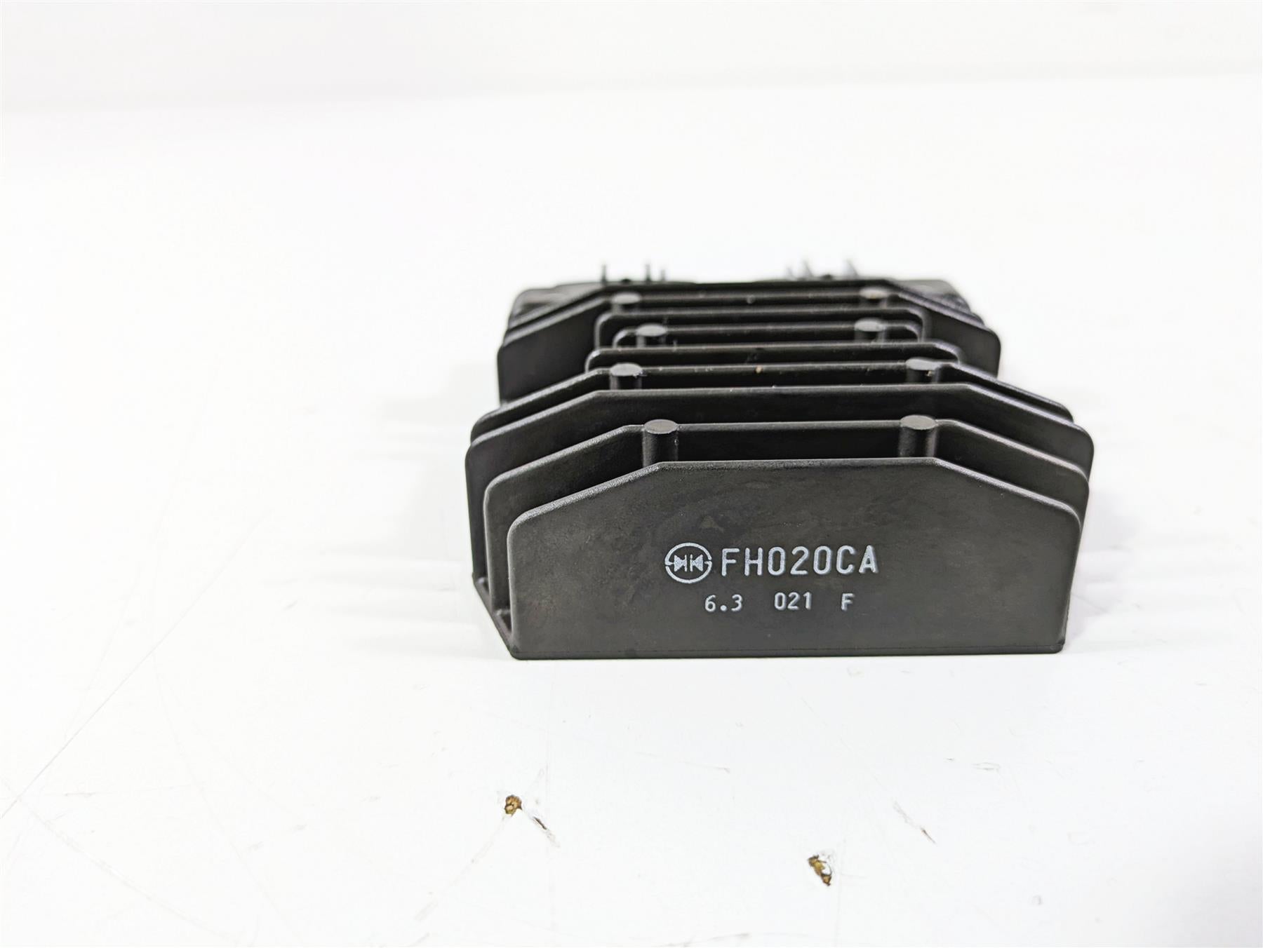 2016 BMW S1000RR K46 Rectifier Voltage Regulator FH020CA 12317718422 {{ shop.shopifyCountryName }} - Mototech271