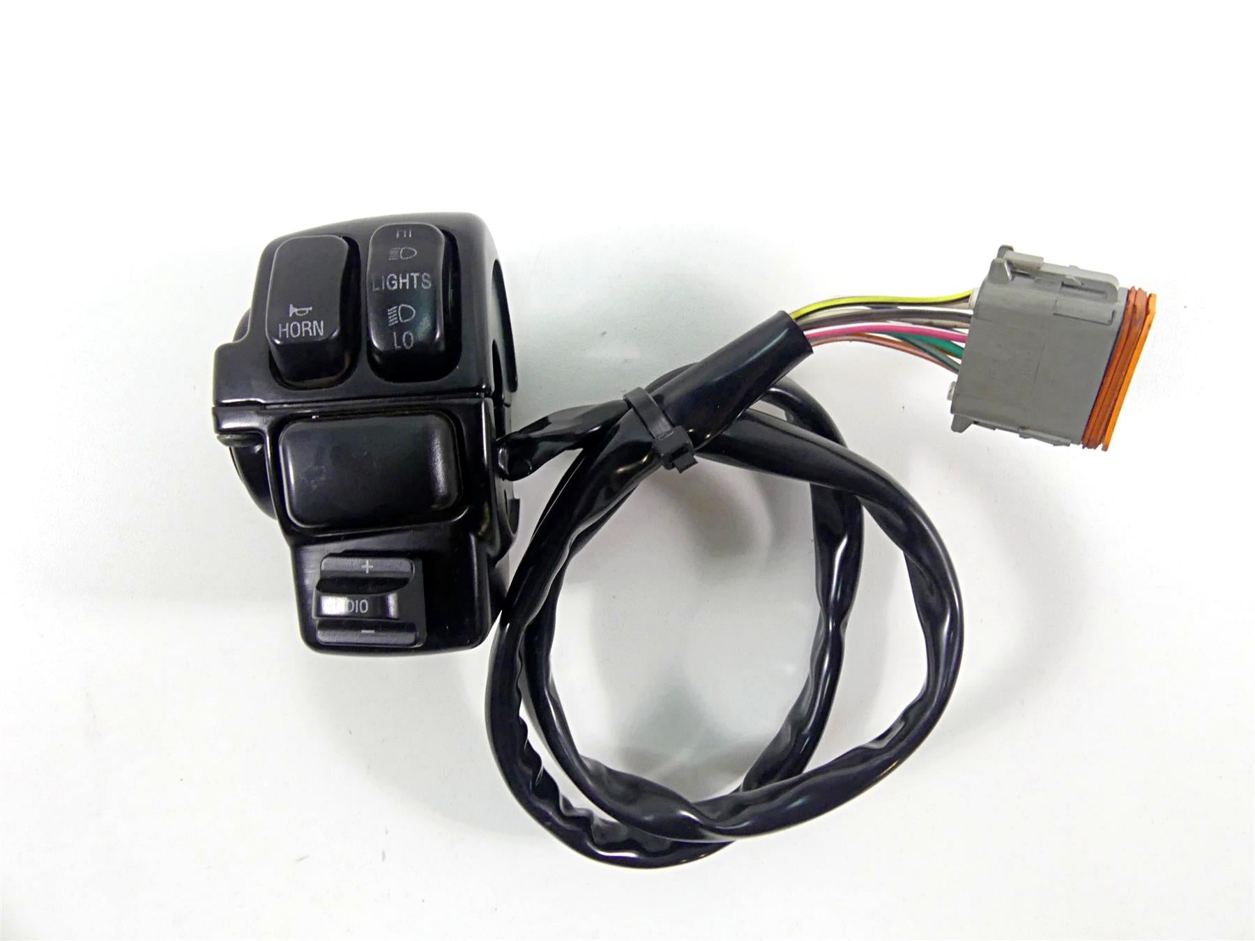 2003 Harley Touring FLHTCI E-Glide 100TH Left Audio Control Switch 71682-06A | Mototech271