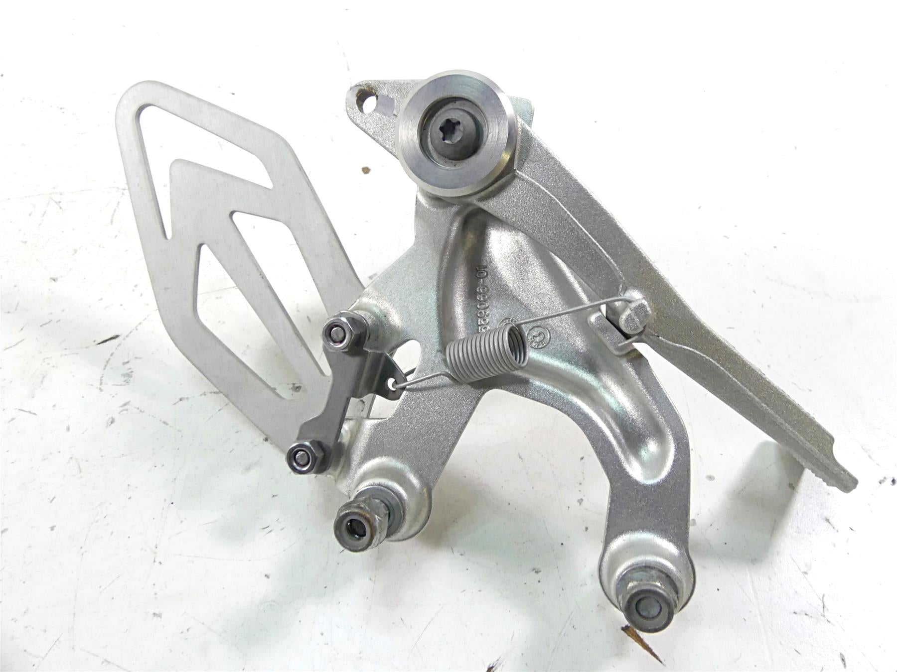 2018 BMW S1000RR K46 Right Foot Peg Set & Brake Ped Pedal 46718559066 {{ shop.shopifyCountryName }} - Mototech271
