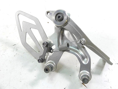 2018 BMW S1000RR K46 Right Foot Peg Set & Brake Ped Pedal 46718559066 {{ shop.shopifyCountryName }} - Mototech271