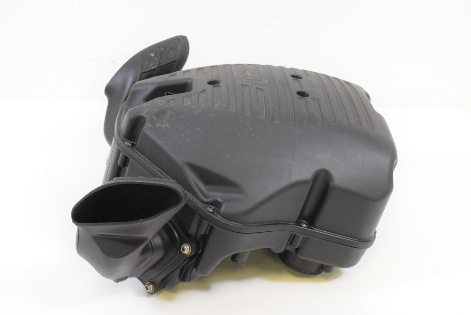 2015 MV Agusta B3 Brutale 675 Air Box Filter With Tubes 8000B5482 {{ shop.shopifyCountryName }} - Mototech271