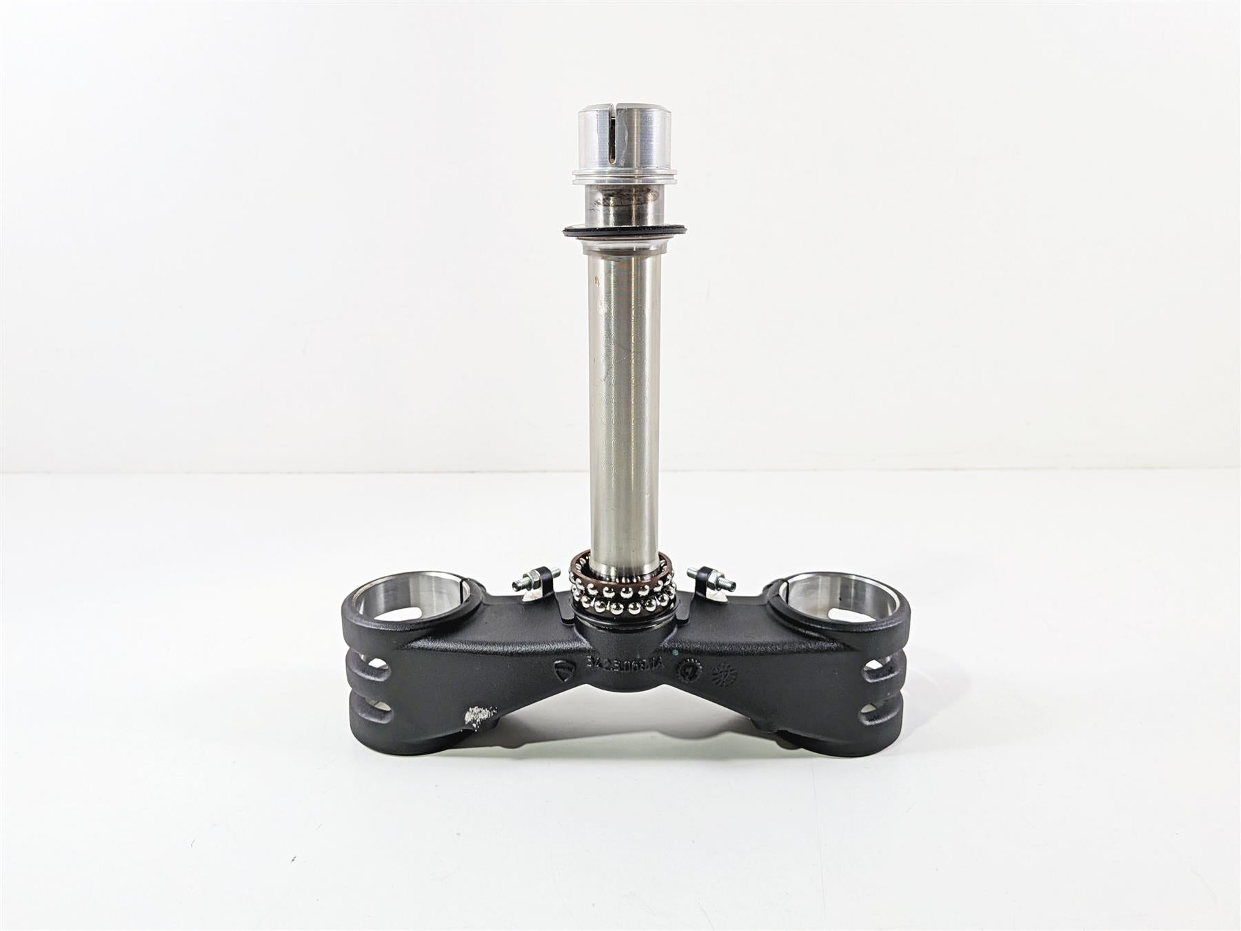 2017 Ducati Panigale 1299 Lower Triple Tree Steering Clamp 342P0681BA 34230681A-Mototech271