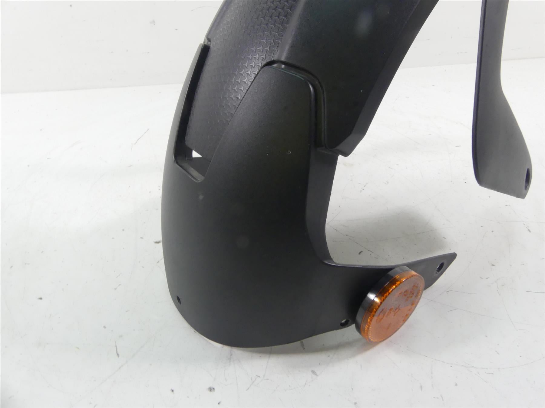 2021 Aprilia RS 660 Oem Stock Back Plastic Front Fender Tire Hugger 2B006505 {{ shop.shopifyCountryName }} - Mototech271