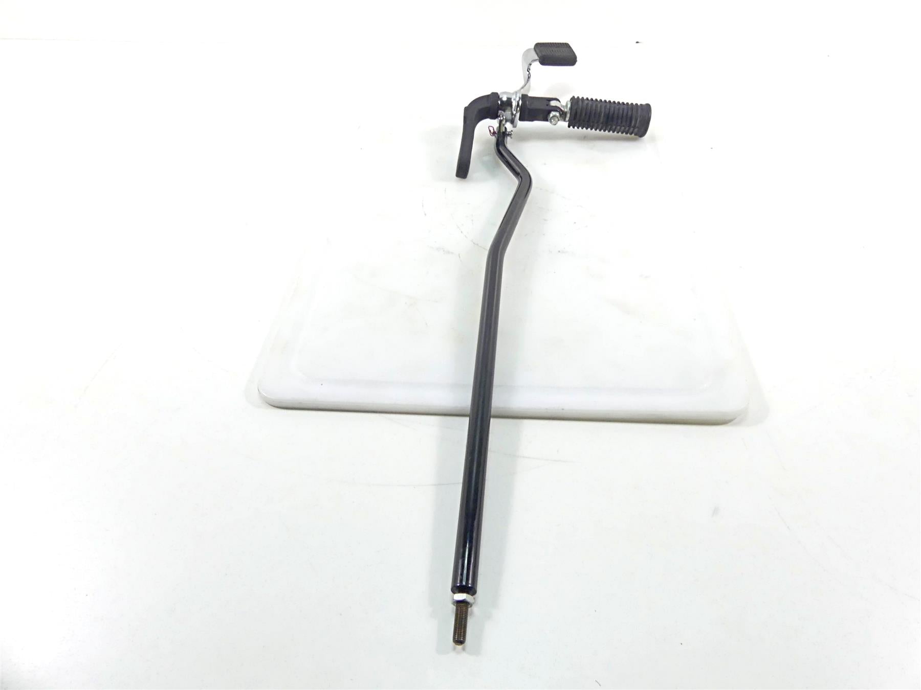 2010 Harley FXDF Dyna Fat Bob Front Right Oem Forward Footpeg Br Pedal 42481-03 {{ shop.shopifyCountryName }} - Mototech271