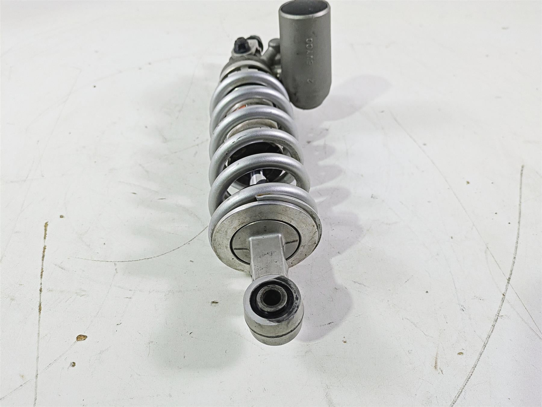 2005 Yamaha YZFR1 YZF R1 Rear Suspension Shock Damper 5VY-22210-10-00 {{ shop.shopifyCountryName }} - Mototech271