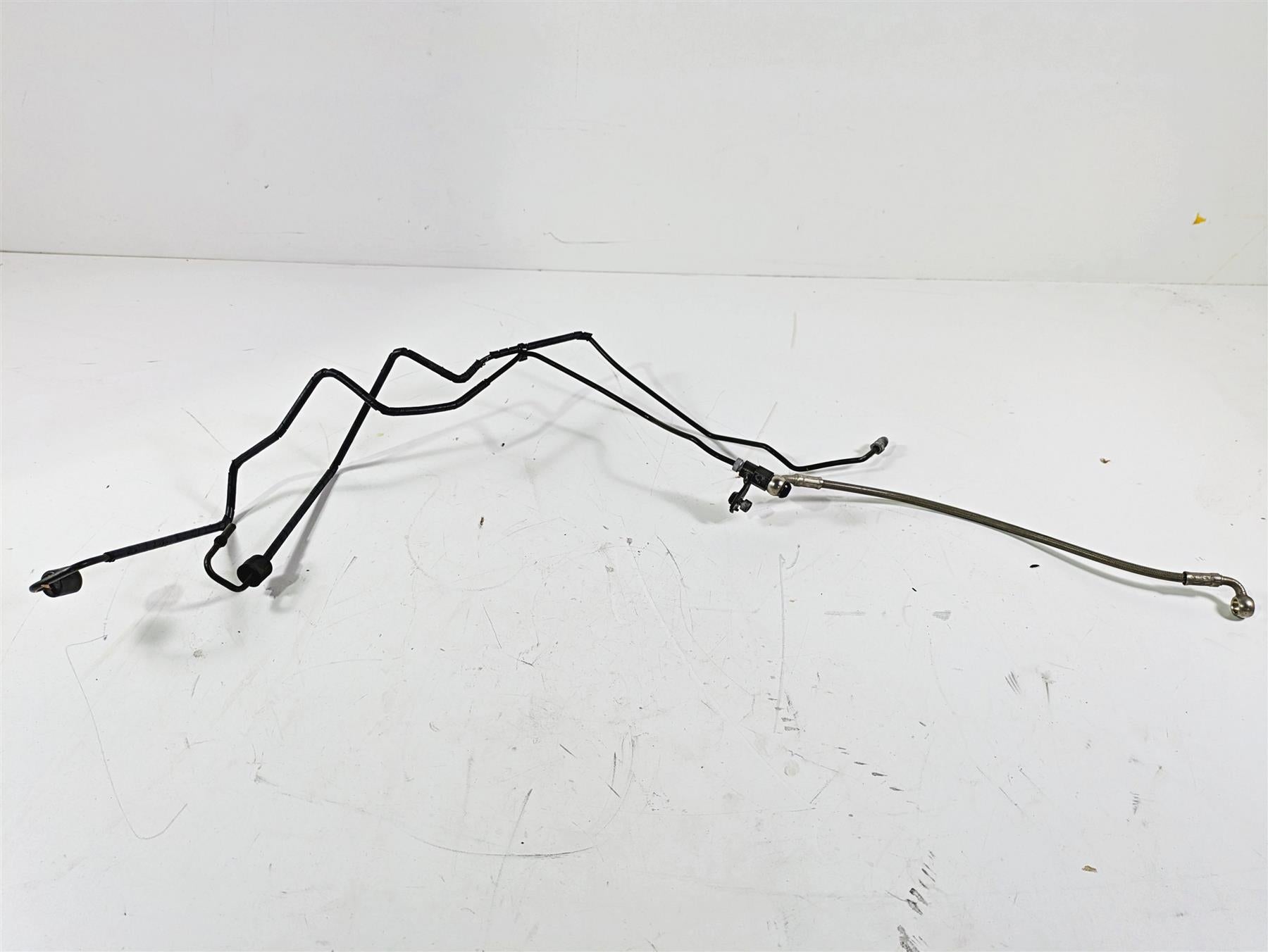 2004 BMW R1150GS R21 Rear Abs Brake Line Hose Set 34327651363 {{ shop.shopifyCountryName }} - Mototech271