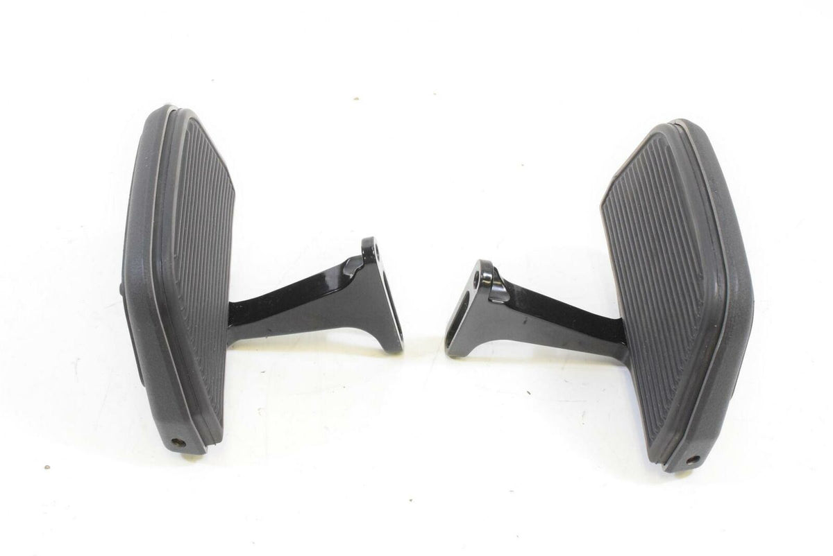 2014 Harley Touring FLHTCU Electra Glide Rear Floorboard Floor Board Set 52719-1 {{ shop.shopifyCountryName }} - Mototech271