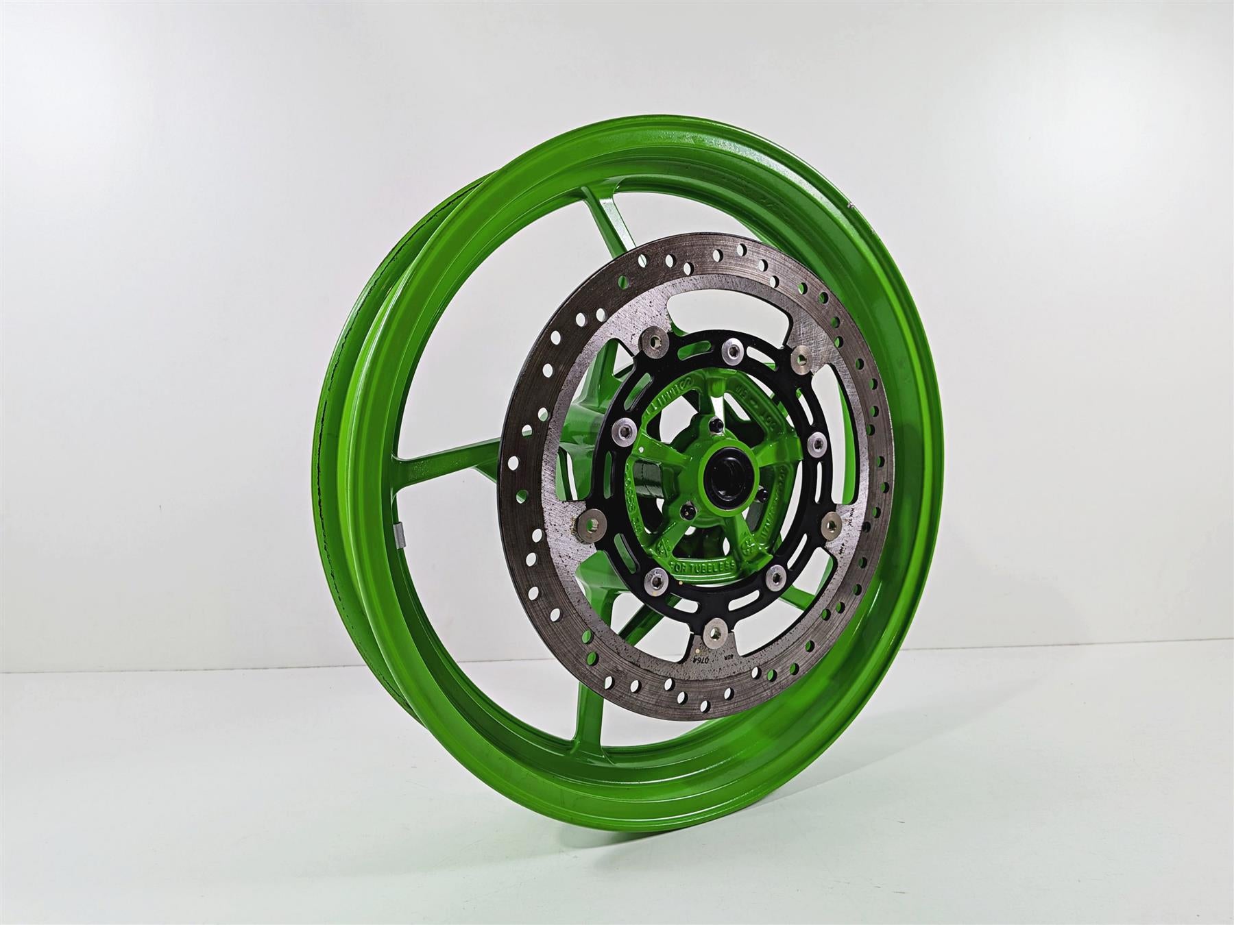 2024 Kawasaki EX500 Ninja 40th An. Strght Green Front Wheel Rim 17x3 41073-0752 {{ shop.shopifyCountryName }} - Mototech271