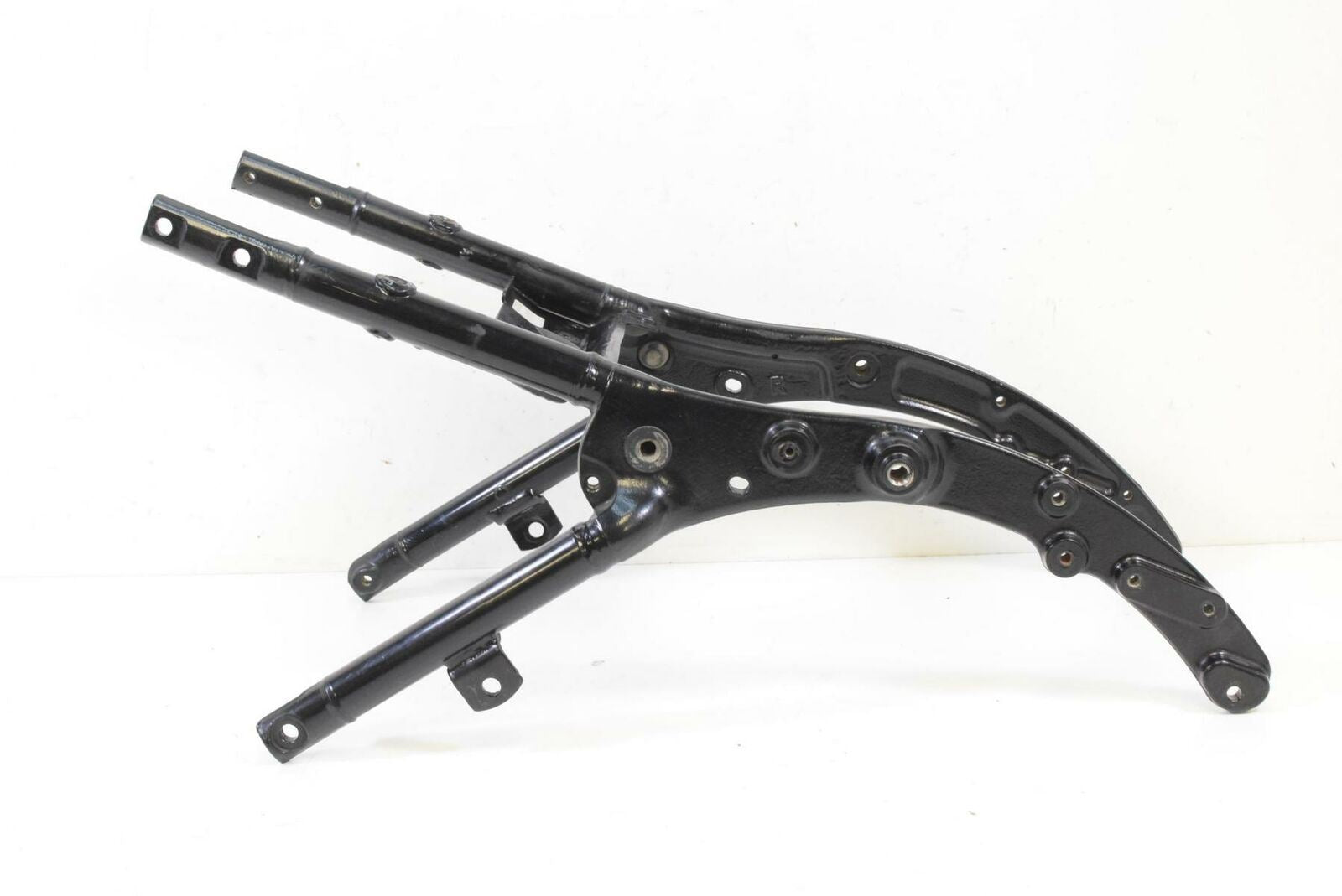 2016 Harley Touring FLHTCU Electra Glide Rear Sub Frame Subframe 48079-09BHP {{ shop.shopifyCountryName }} - Mototech271