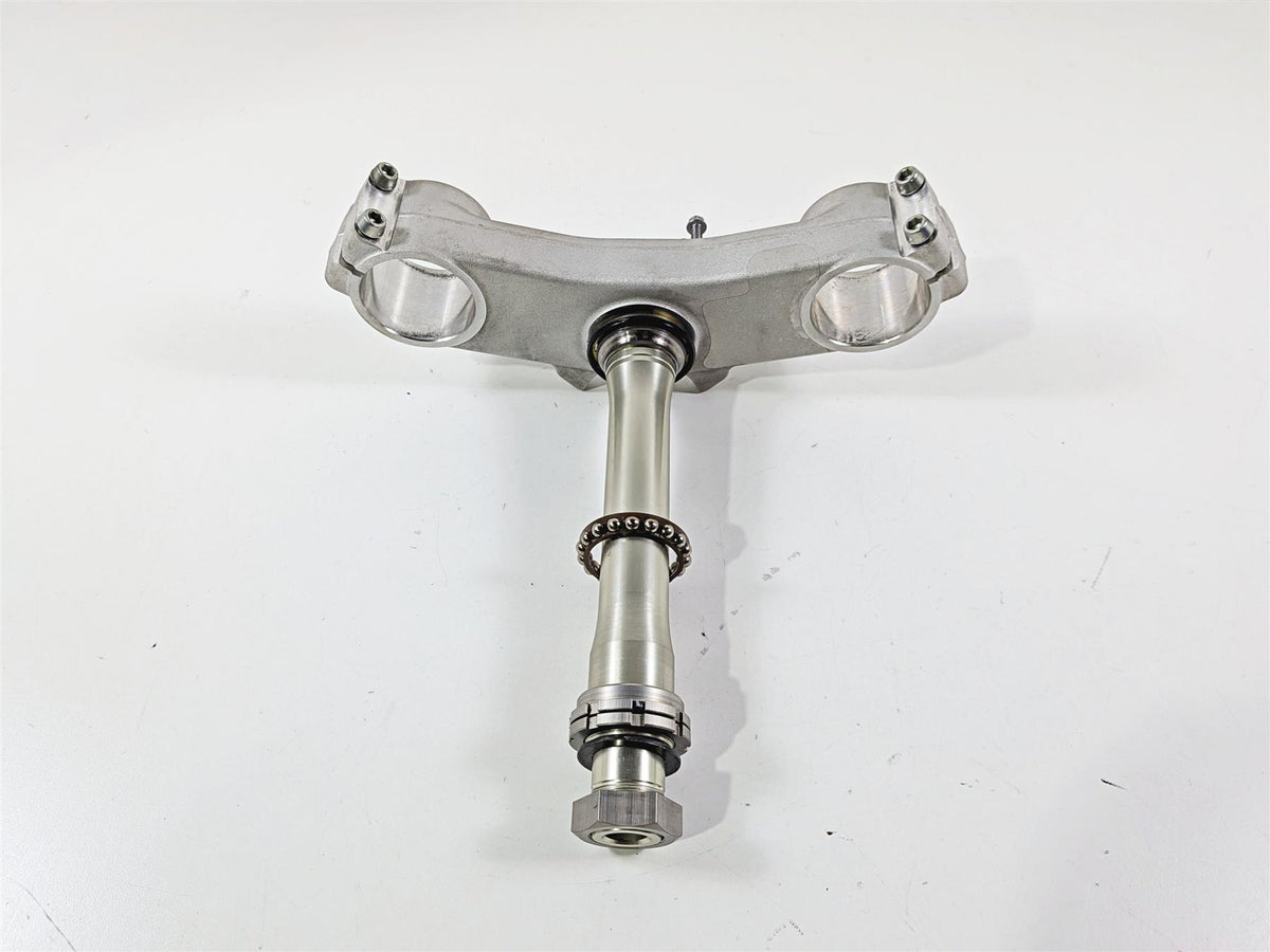 2022 Kawasaki ZX10R ZX1000 Ninja Lower Triple Tree Steering Clamp 44037-0198 {{ shop.shopifyCountryName }} - Mototech271