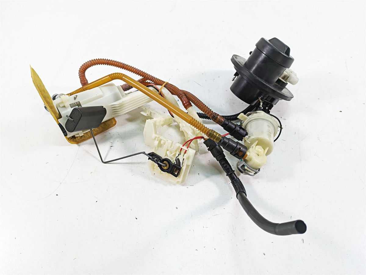 2010 Harley Touring FLHTCU Electra Glide Fuel Gas Petrol Pump - Tested 75069-08A {{ shop.shopifyCountryName }} - Mototech271